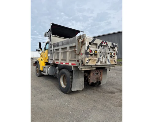 STERLING L8500 Complete Vehicle