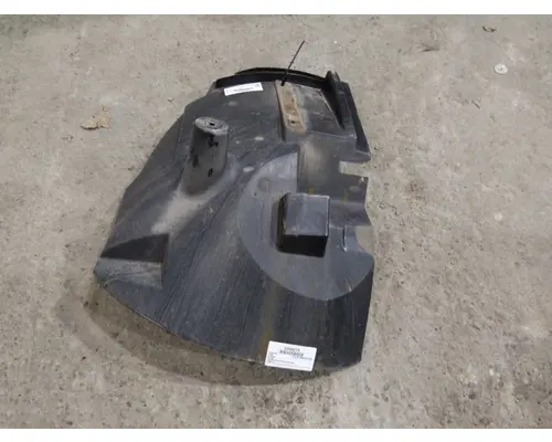 STERLING L8500 FENDER, SPLASH SHIELDGUARD