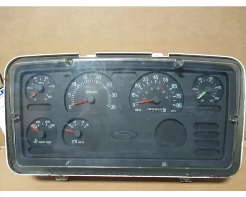 STERLING L8500 GAUGE CLUSTER