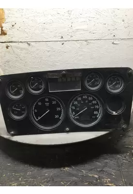 STERLING L8500 GAUGE CLUSTER