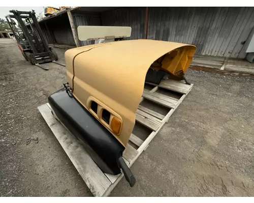 STERLING L8500 Hood
