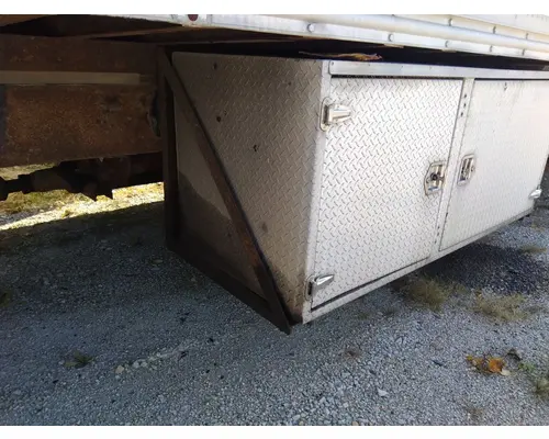 STERLING L8500 TOOL BOX