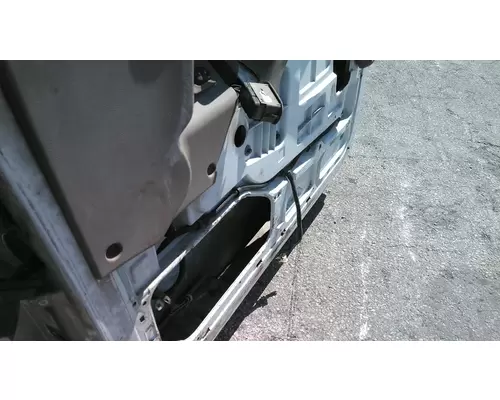 STERLING L8501 1999-2001 DOOR ASSEMBLY, FRONT
