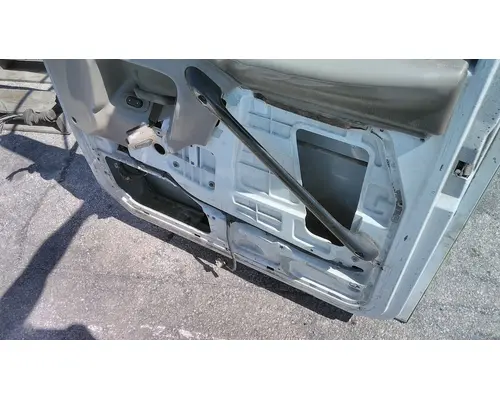 STERLING L8501 1999-2010 DOOR ASSEMBLY, FRONT