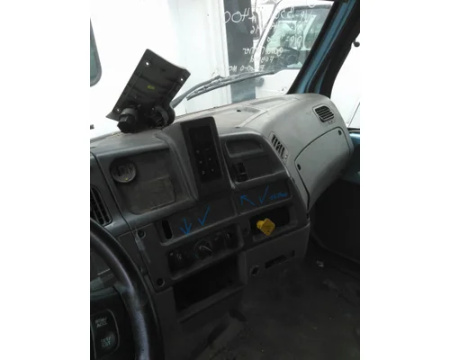STERLING L8511 CAB