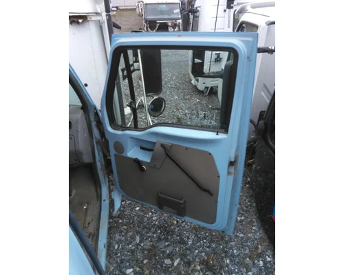 STERLING L8511 CAB