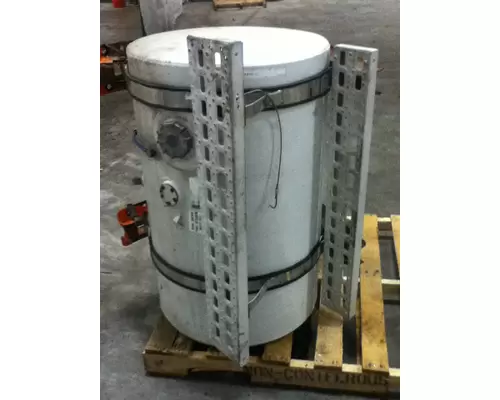 STERLING L8513 Fuel Tank