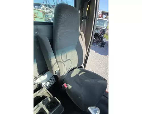 STERLING L8513 Seat, Front