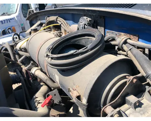 STERLING L9500 SERIES Air Cleaner