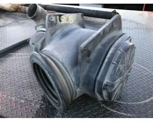 STERLING L9500 SERIES Air Cleaner