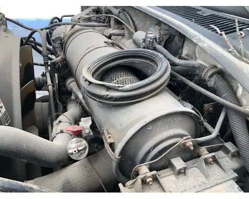 STERLING L9500 SERIES Air Cleaner