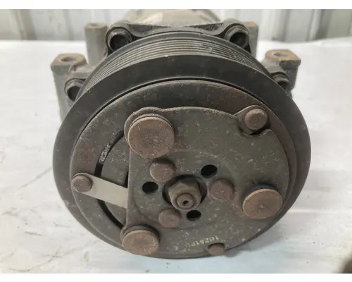 STERLING L9500 SERIES Air Conditioner Compressor