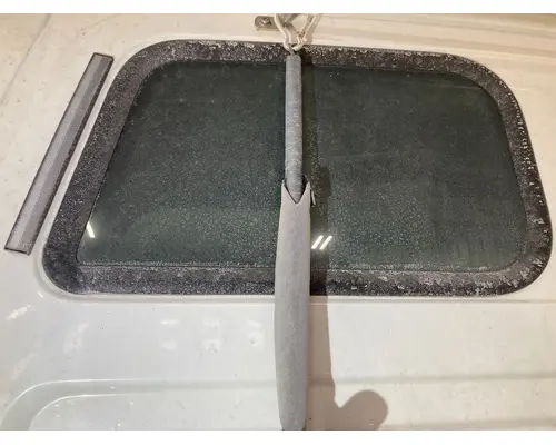 STERLING L9500 SERIES Back Glass