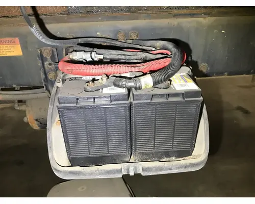 STERLING L9500 SERIES Battery Box