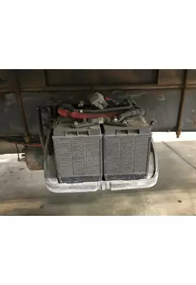 STERLING L9500 SERIES Battery Box