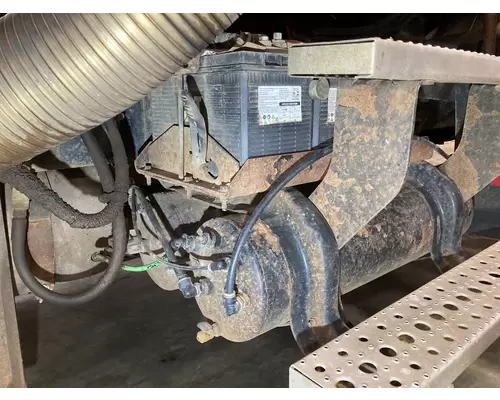 STERLING L9500 SERIES Battery Box
