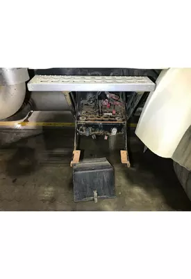 STERLING L9500 SERIES Battery Box