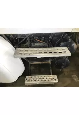 STERLING L9500 SERIES Battery Box