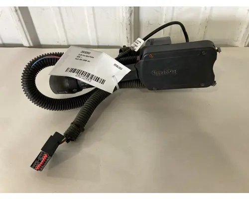 STERLING L9500 SERIES Body, Misc. Parts