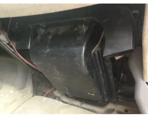 STERLING L9500 SERIES Body, Misc. Parts