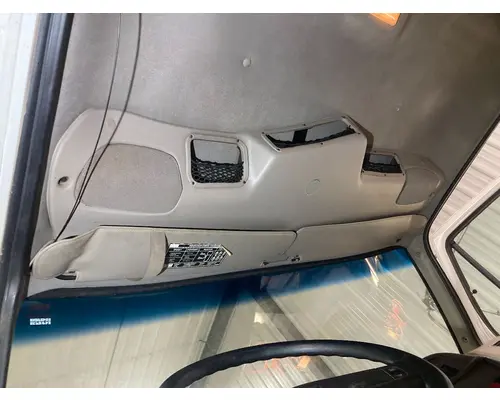 STERLING L9500 SERIES Body, Misc. Parts