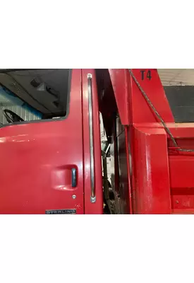 STERLING L9500 SERIES Body, Misc. Parts