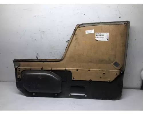 STERLING L9500 SERIES Body, Misc. Parts