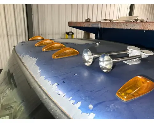 STERLING L9500 SERIES Body, Misc. Parts