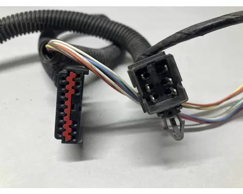 STERLING L9500 SERIES Body, Misc. Parts