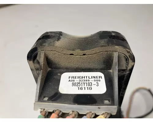 STERLING L9500 SERIES Body, Misc. Parts