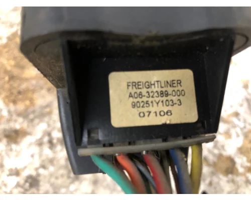 STERLING L9500 SERIES Body, Misc. Parts