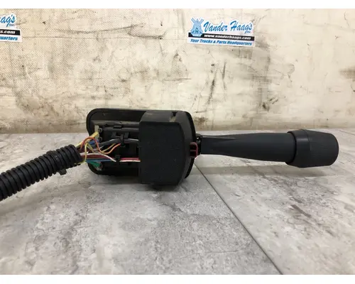 STERLING L9500 SERIES Body, Misc. Parts