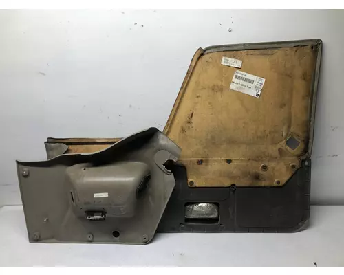STERLING L9500 SERIES Body, Misc. Parts