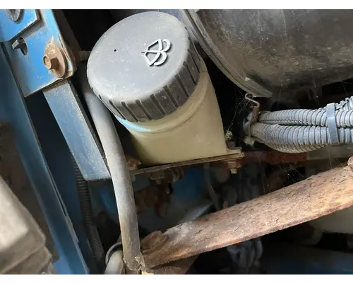 STERLING L9500 SERIES Body, Misc. Parts