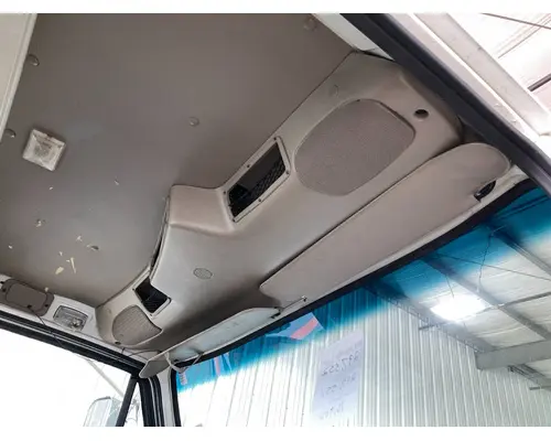 STERLING L9500 SERIES Body, Misc. Parts