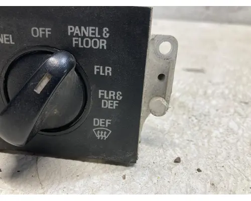 STERLING L9500 SERIES Cab Misc. Interior Parts