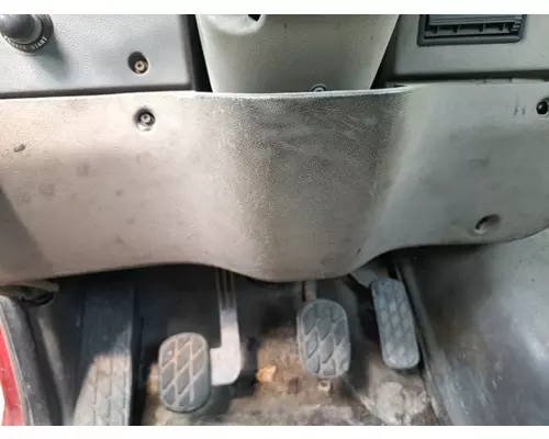 STERLING L9500 SERIES Cab Mount