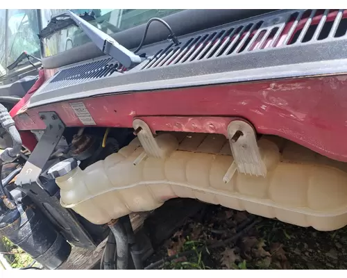 STERLING L9500 SERIES Cab Mount