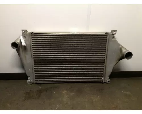 STERLING L9500 SERIES Charge Air Cooler (ATAAC)