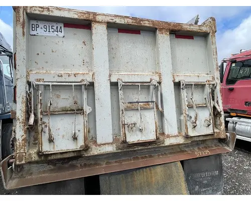 STERLING L9500 SERIES Complete Vehicle