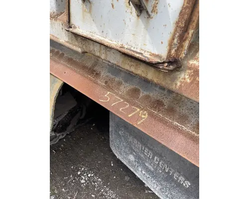 STERLING L9500 SERIES Complete Vehicle