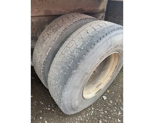 STERLING L9500 SERIES Complete Vehicle