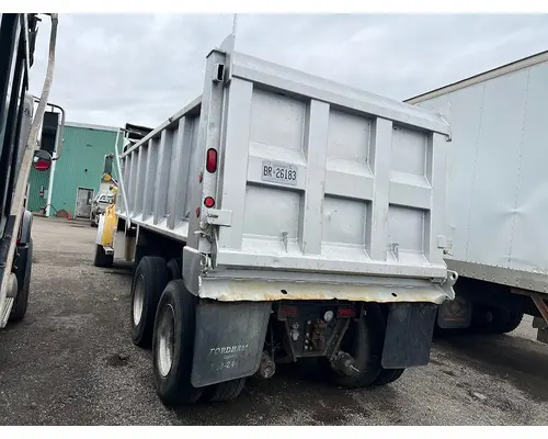 STERLING L9500 SERIES Complete Vehicle