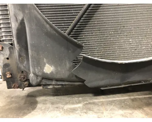 STERLING L9500 SERIES Cooling Assembly. (Rad., Cond., ATAAC)