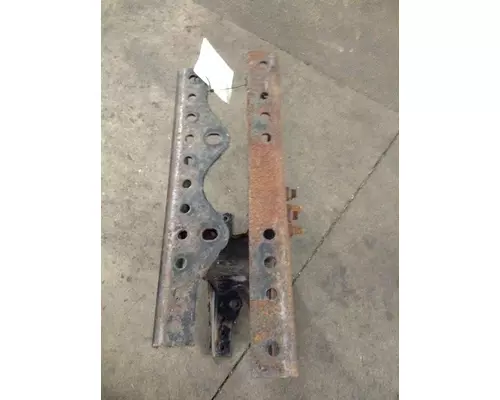 STERLING L9500 SERIES Crossmember