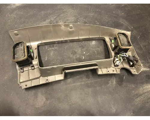 STERLING L9500 SERIES Dash Assembly