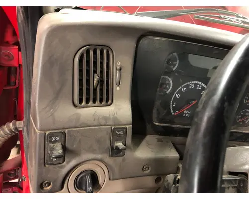 STERLING L9500 SERIES Dash Assembly