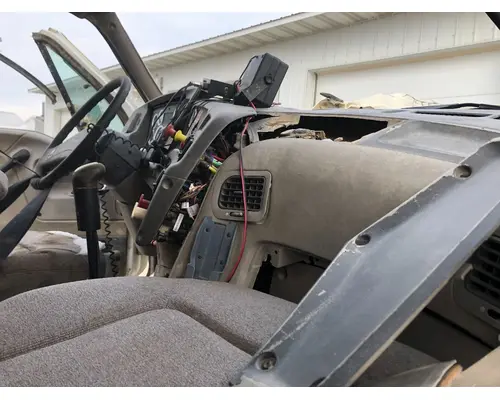 STERLING L9500 SERIES Dash Assembly