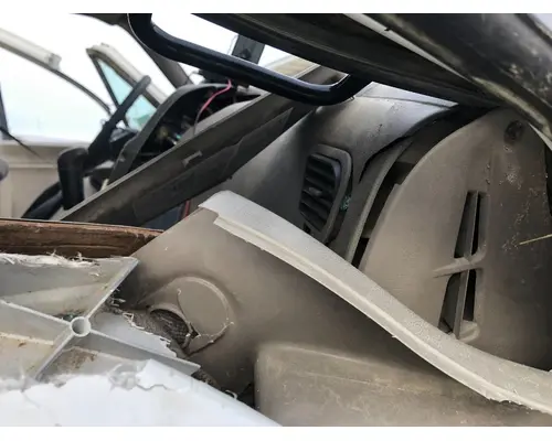 STERLING L9500 SERIES Dash Assembly