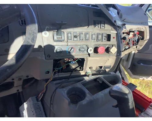 STERLING L9500 SERIES Dash Assembly
